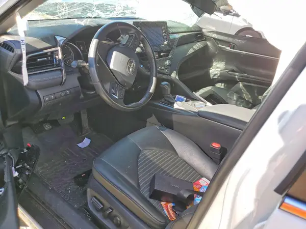 4T1G11AK9MU610006 2021 TOYOTA CAMRY - Image 8