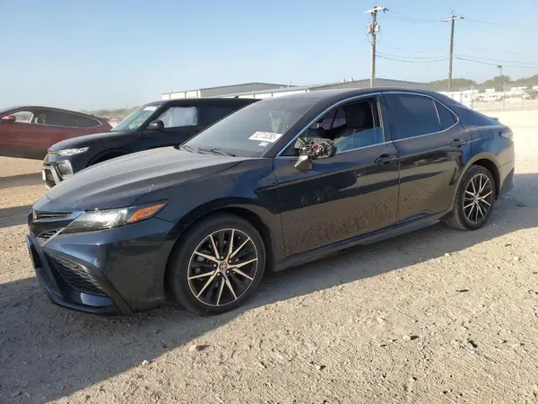4T1G11AK9MU611236 2021 TOYOTA CAMRY - Image 1