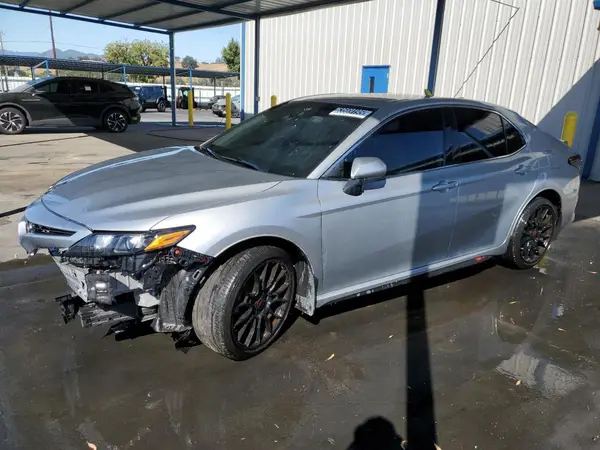 4T1G11AK9MU612743 2021 TOYOTA CAMRY - Image 1