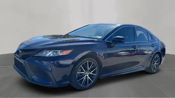 4T1G11AK9MU613732 2021 TOYOTA CAMRY - Image 2