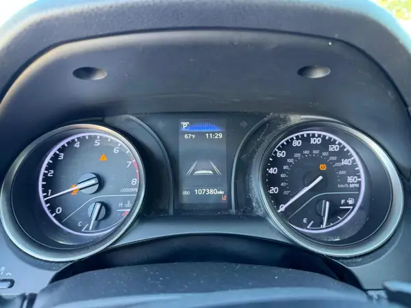 4T1G11AK9MU613732 2021 TOYOTA CAMRY - Image 8