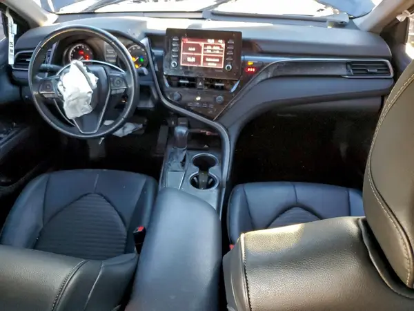 4T1G11AK9MU615559 2021 TOYOTA CAMRY - Image 8