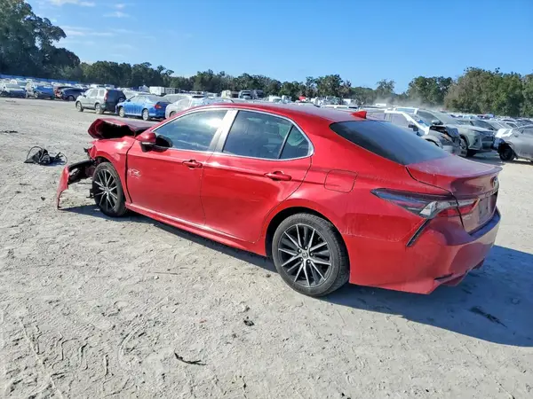 4T1G11AK9NU025296 2022 TOYOTA CAMRY - Image 2