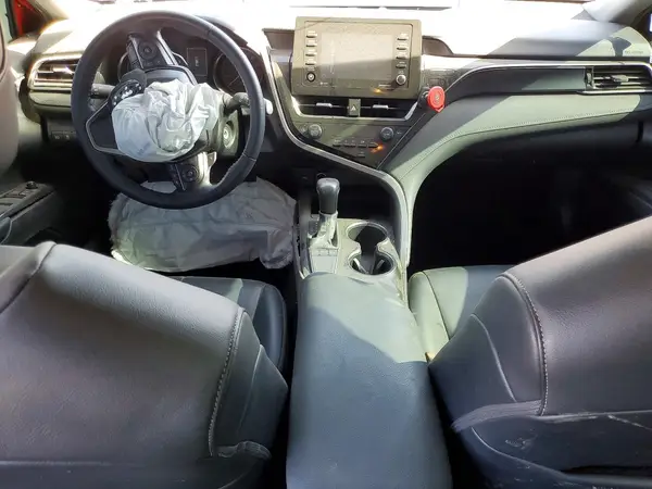 4T1G11AK9NU041580 2022 TOYOTA CAMRY - Image 8