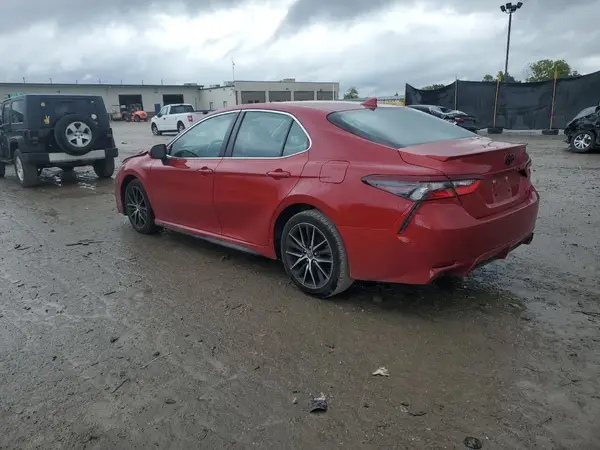 4T1G11AK9NU058248 2022 TOYOTA CAMRY - Image 2