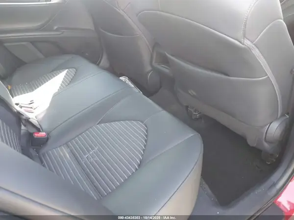 4T1G11AK9NU063921 2022 TOYOTA CAMRY - Image 8