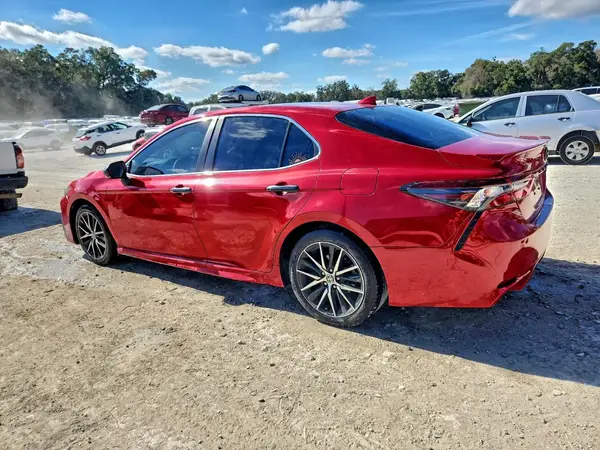 4T1G11AK9NU074417 2022 TOYOTA CAMRY - Image 2