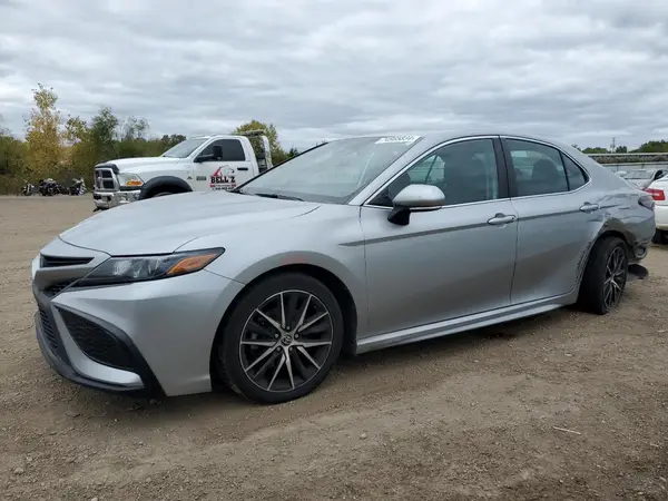 4T1G11AK9NU619483 2022 TOYOTA CAMRY - Image 1