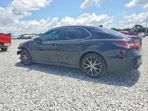 4T1G11AK9NU623288 2022 TOYOTA CAMRY - Image 2