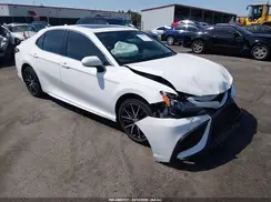 4T1G11AK9NU625008 2022 TOYOTA CAMRY