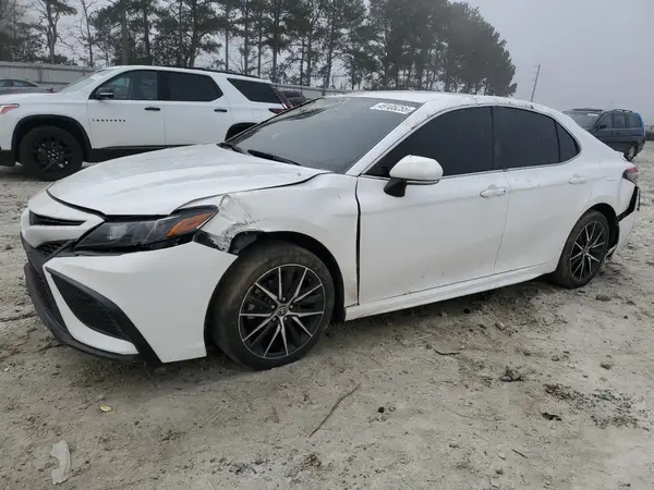 4T1G11AK9NU627535 2022 TOYOTA CAMRY - Image 1