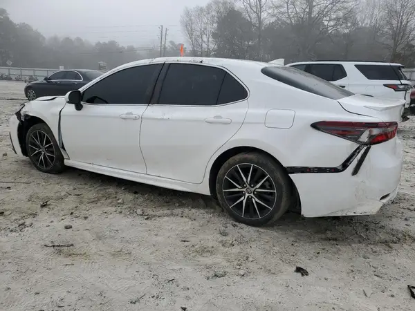 4T1G11AK9NU627535 2022 TOYOTA CAMRY - Image 2