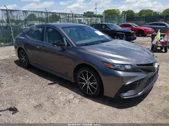 4T1G11AK9NU628135 2022 TOYOTA CAMRY