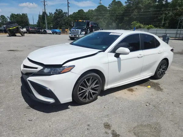 4T1G11AK9NU663791 2022 TOYOTA CAMRY - Image 1