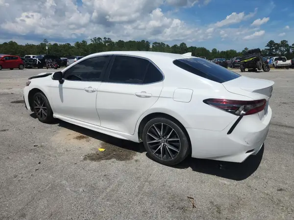 4T1G11AK9NU663791 2022 TOYOTA CAMRY - Image 2
