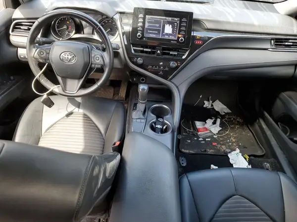 4T1G11AK9NU667940 2022 TOYOTA CAMRY - Image 8