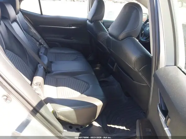 4T1G11AK9NU669879 2022 TOYOTA CAMRY - Image 8