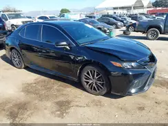 4T1G11AK9NU670952 2022 TOYOTA CAMRY