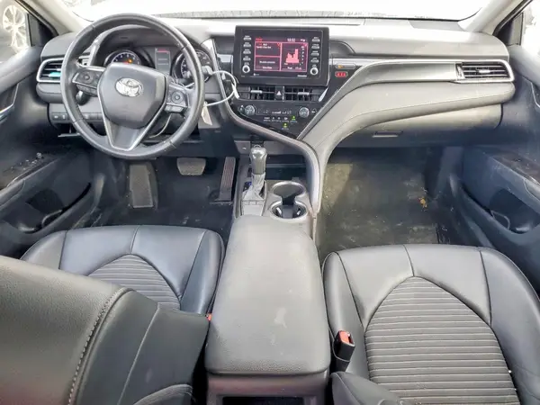 4T1G11AK9NU675939 2022 TOYOTA CAMRY - Image 8