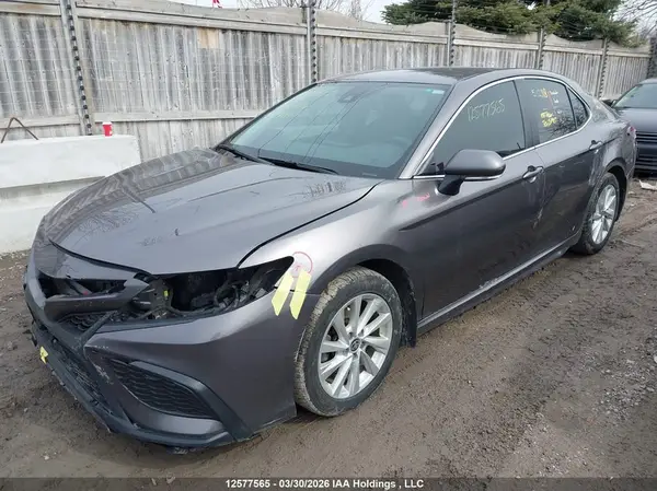 4T1G11AK9NU679344 2022 TOYOTA CAMRY - Image 2