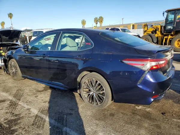 4T1G11AK9NU681773 2022 TOYOTA CAMRY - Image 2