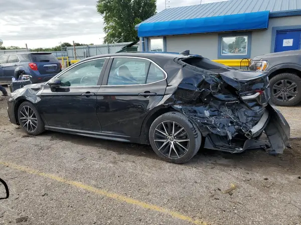 4T1G11AK9NU692241 2022 TOYOTA CAMRY - Image 2
