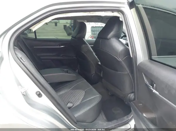 4T1G11AK9NU700435 2022 TOYOTA CAMRY - Image 8