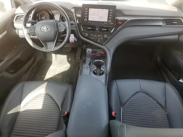 4T1G11AK9NU712147 2022 TOYOTA CAMRY - Image 8
