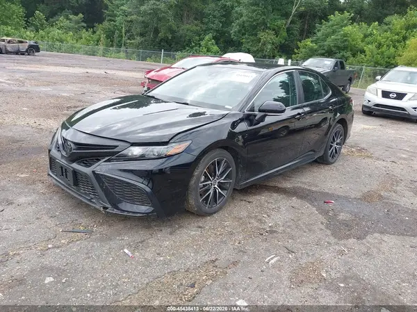 4T1G11AK9NU713931 2022 TOYOTA CAMRY - Image 2