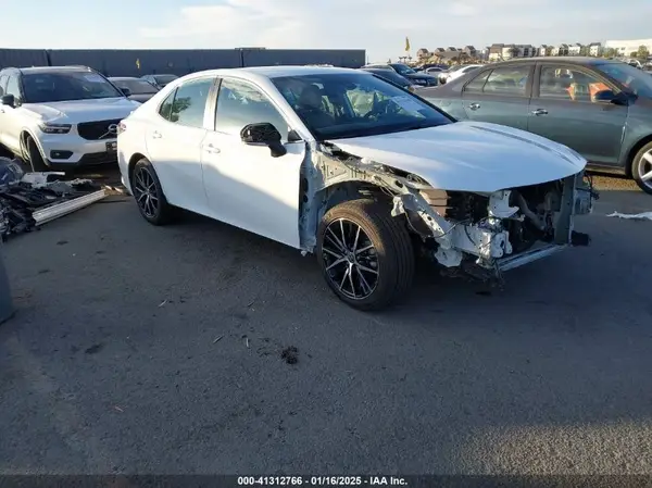 4T1G11AK9PU083489 2023 TOYOTA CAMRY - Image 1