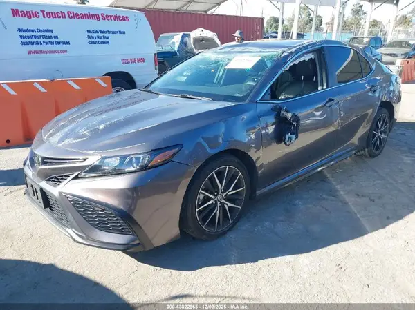 4T1G11AK9PU121447 2023 TOYOTA CAMRY - Image 2