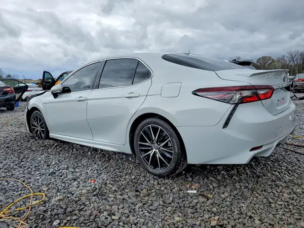 4T1G11AK9PU143013 2023 TOYOTA CAMRY - Image 2