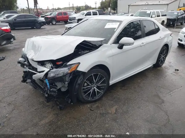 4T1G11AK9PU143223 2023 TOYOTA CAMRY - Image 2