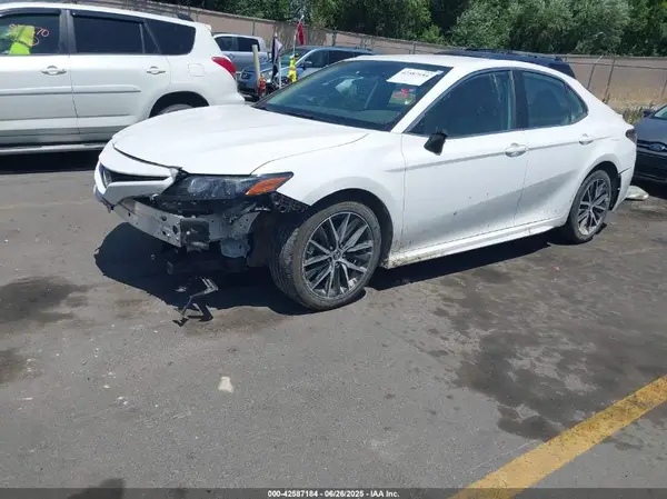 4T1G11AK9PU726908 2023 TOYOTA CAMRY - Image 2