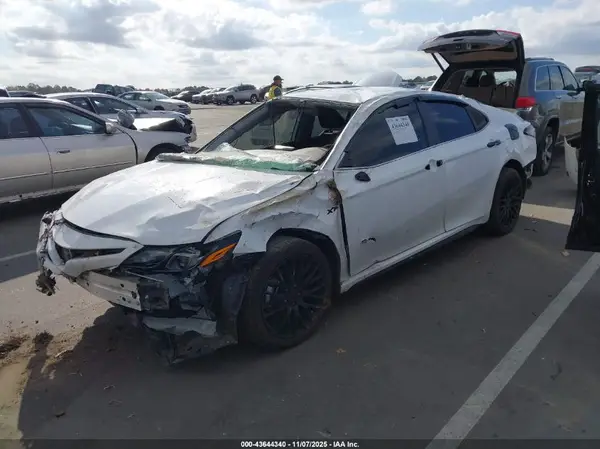 4T1G11AK9PU729985 2023 TOYOTA CAMRY - Image 2