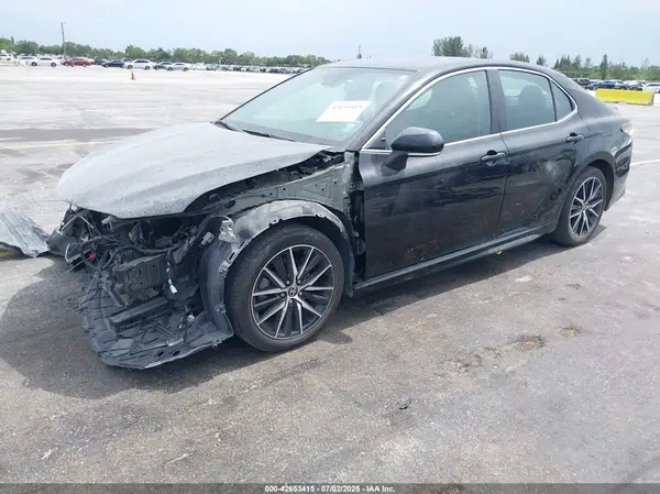 4T1G11AK9PU734989 2023 TOYOTA CAMRY - Image 2
