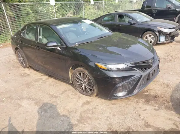4T1G11AK9PU748066 2023 TOYOTA CAMRY - Image 1