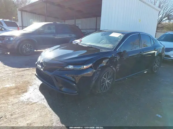 4T1G11AK9PU757172 2023 TOYOTA CAMRY - Image 2