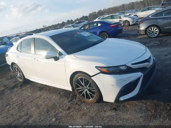 4T1G11AK9PU774358 2023 TOYOTA CAMRY - Image 1