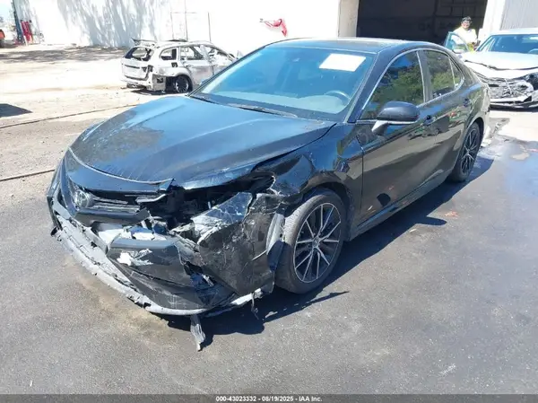 4T1G11AK9PU777051 2023 TOYOTA CAMRY - Image 2
