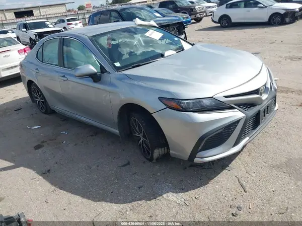 4T1G11AK9PU801459 2023 TOYOTA CAMRY - Image 1