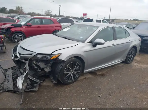 4T1G11AK9PU801705 2023 TOYOTA CAMRY - Image 2