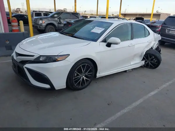 4T1G11AK9PU806581 2023 TOYOTA CAMRY - Image 2