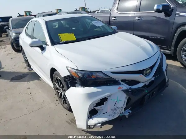 4T1G11AK9PU807021 2023 TOYOTA CAMRY - Image 1