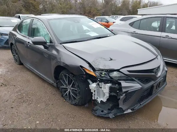 4T1G11AK9PU809660 2023 TOYOTA CAMRY - Image 1