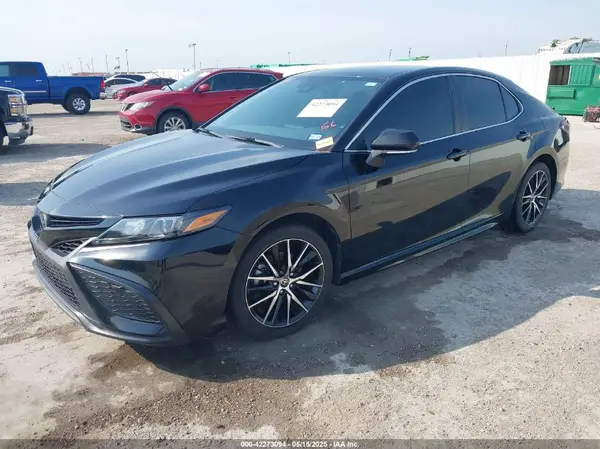 4T1G11AK9PU812090 2023 TOYOTA CAMRY - Image 2