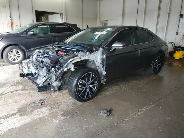 4T1G11AK9PU823526 2023 TOYOTA CAMRY - Image 1