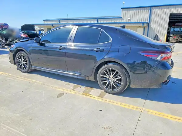 4T1G11AK9PU825809 2023 TOYOTA CAMRY - Image 2