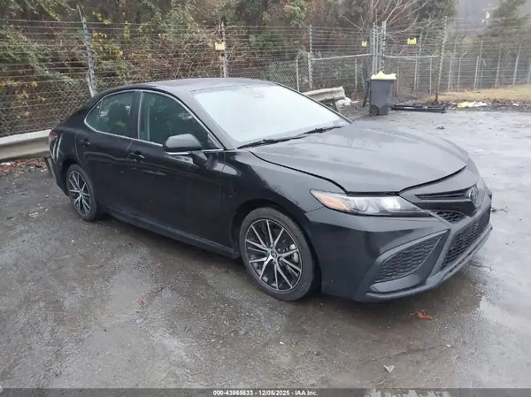 4T1G11AK9PU829083 2023 TOYOTA CAMRY - Image 1