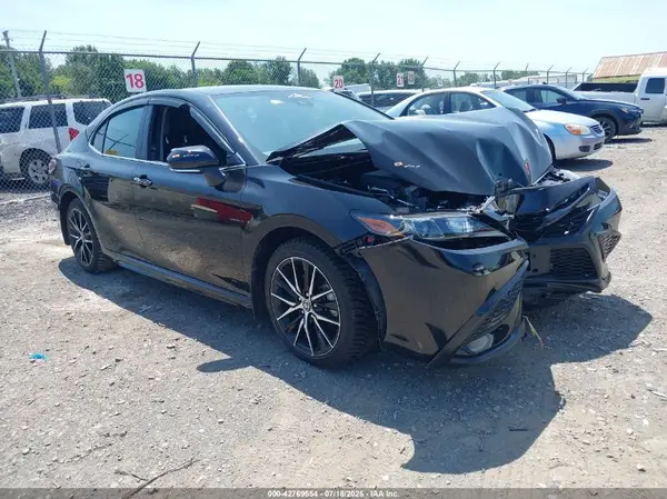 4T1G11AK9PU832906 2023 TOYOTA CAMRY - Image 1